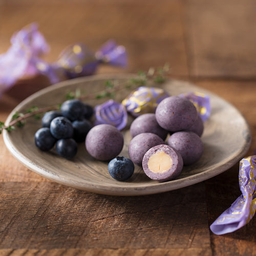 チョコレートボール[ブルーベリー] – Bon Okawa 軽井沢チョコレート